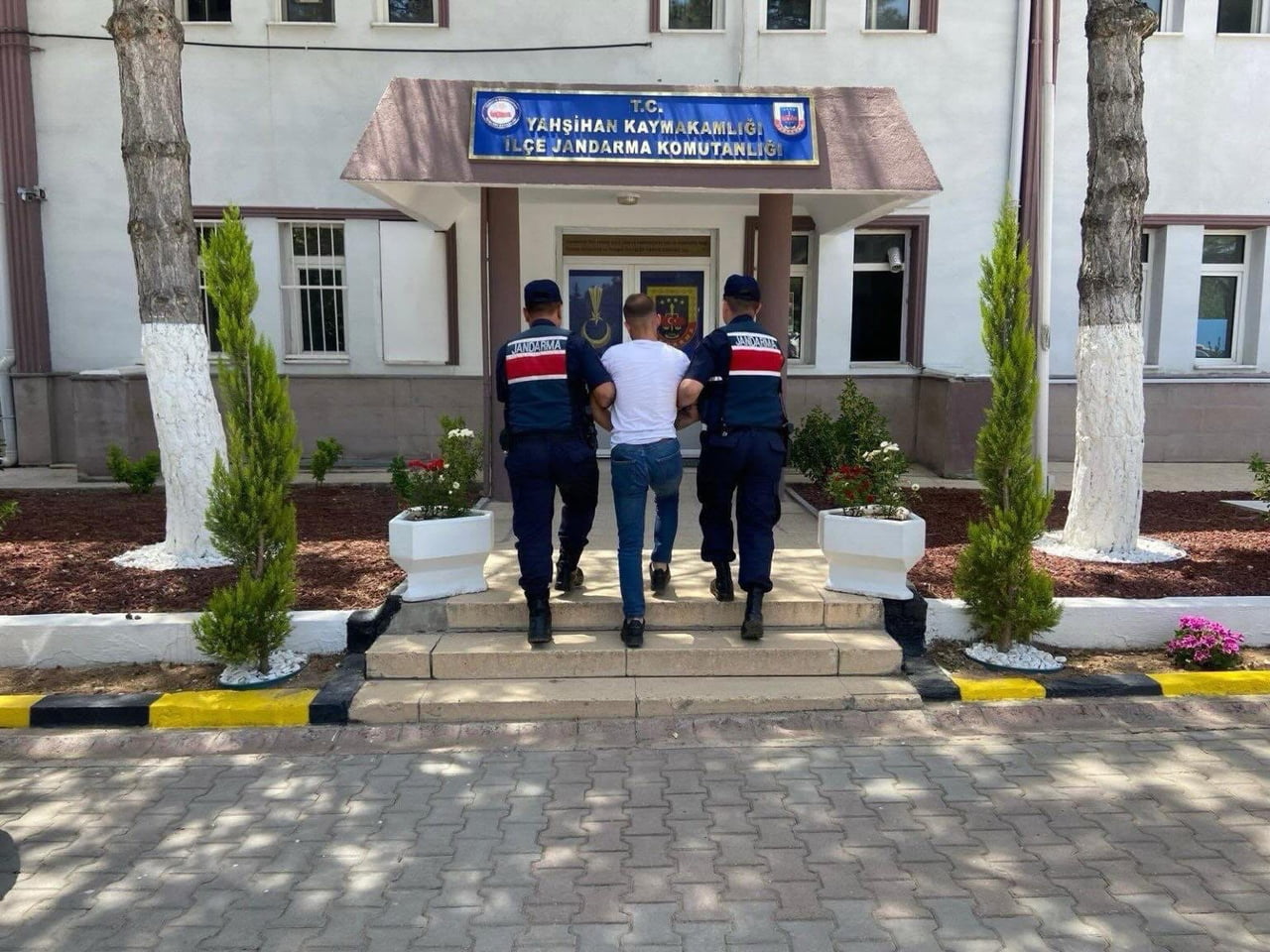 KIRIKKALE’DE UYUŞTURUCU MADDE TİCARETİ SUÇUNDAN HAKKINDA 7 YIL 10 AY KESİNLEŞMİŞ HAPİS CEZASI...