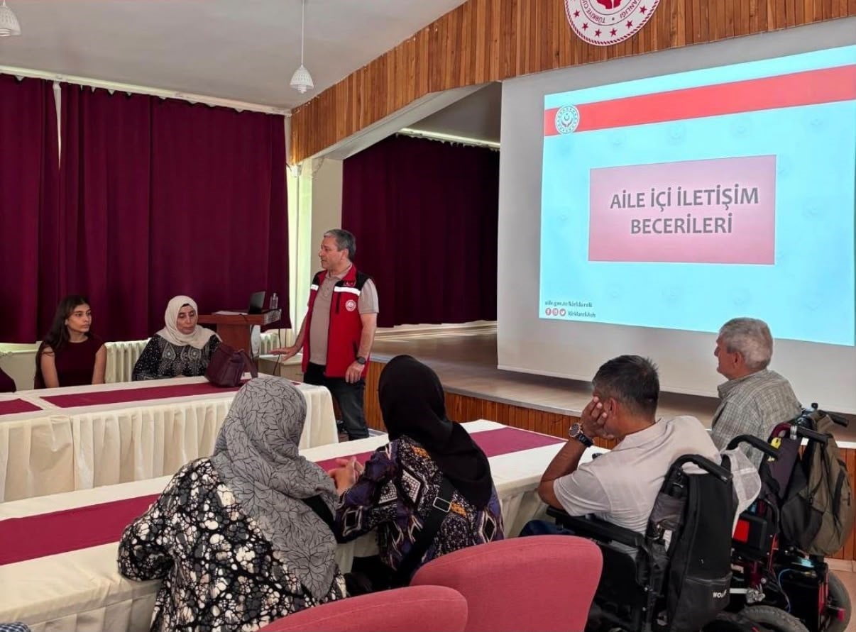 KIRKLARELİ SOSYAL HİZMET MERKEZİ MÜDÜRLÜĞÜ İLE AİLE SOSYAL HİZMETLER İL MÜDÜRLÜĞÜ İŞ BİRLİĞİNDE...