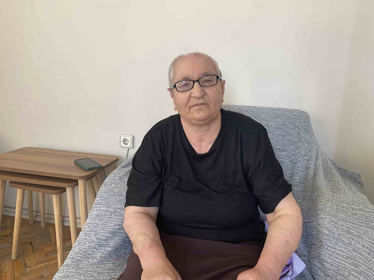 KIRŞEHİR'DE KÖPEKLERİN SALDIRISINA UĞRAYAN SEBAHAT KARAMAN, KÖPEK SAHİPLERİNE AÇTIĞI TAZMİNAT...