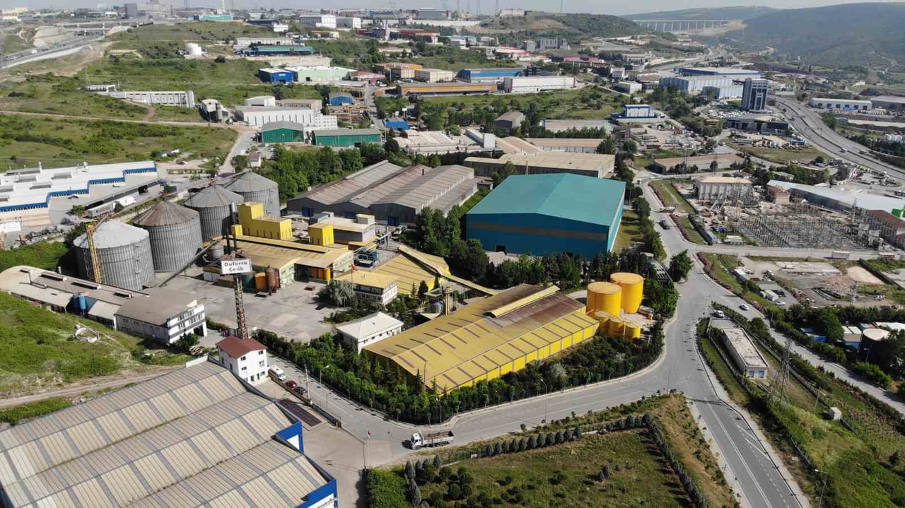 KOCAELİ'NİN DİLOVASI İLÇESİNİ BİR SÜREDİR ADETA ESİR ALAN VE VATANDAŞLARI BEZDİREN KÖTÜ KOKUNUN...
