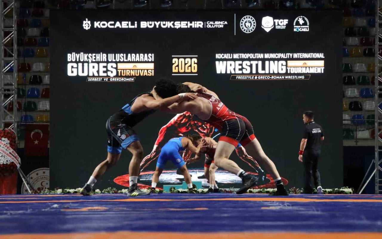 KOCAELİ BÜYÜKŞEHİR BELEDİYESİ, GENÇLİK VE SPOR İL MÜDÜRLÜĞÜ İLE TÜRKİYE GÜREŞ FEDERASYONU...