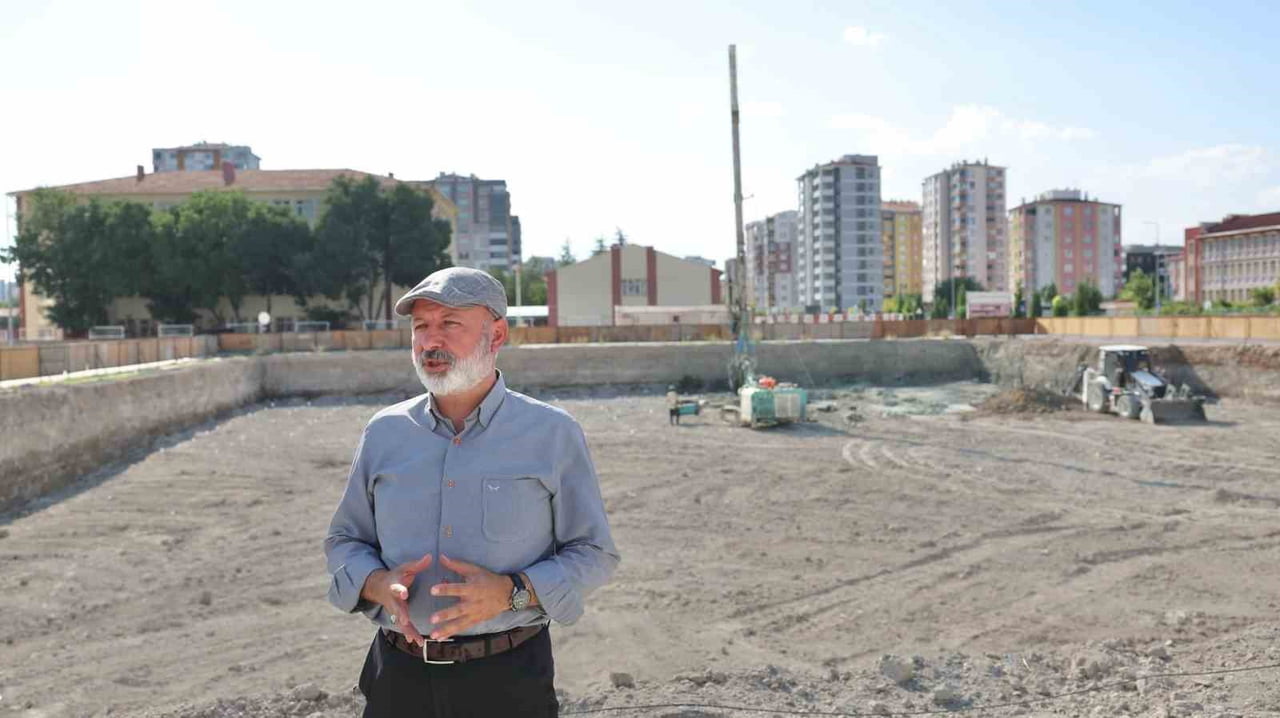 KOCASİNAN BELEDİYE BAŞKANI AHMET ÇOLAKBAYRAKDAR; "KAYSERİMİZE 7 BİN 500 METREKARELİK BİR ESER DAHA...