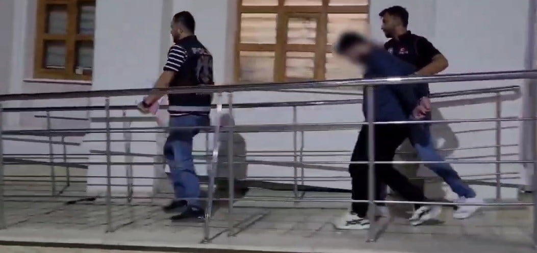 KONYA'DA ÇALINDIKTAN SONRA PLAKA TANIMA SİSTEMİ (PTS) KAYITLARI ÜZERİNDEN TAKİBE ALINAN OTOMOBİL...