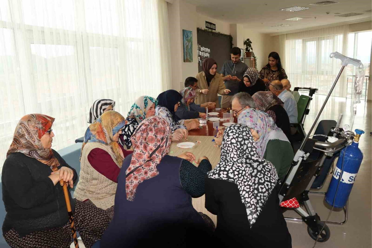 KONYA’NIN BEYŞEHİR İLÇESİNDE PALYATİF BAKIM SERVİSİNDE TEDAVİ GÖREN HASTALAR VE HASTA YAKINLARI...