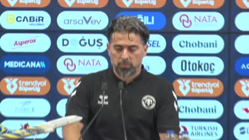 Konyaspor Teknik Direktörü İlhan Palut, Fenerbahçe mağlubiyeti sonrası yaptığı açıklamada skordan...