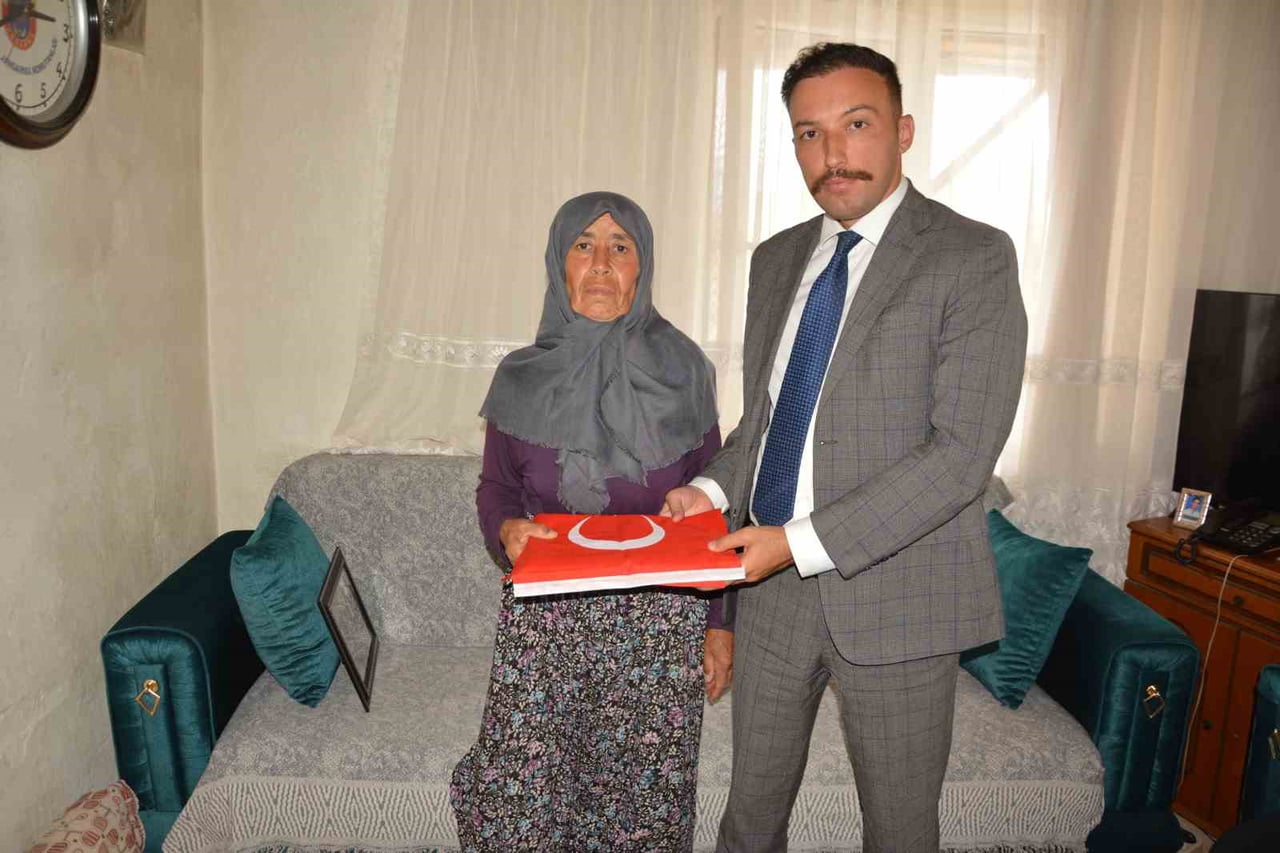 KORKUTELİ CUMHURİYET BAŞSAVCISI OZAN KAPICI, 5 EYLÜL 2005 YILINDA HAKKÂRİ'NİN ÇUKURCA İLÇESİNDE...
