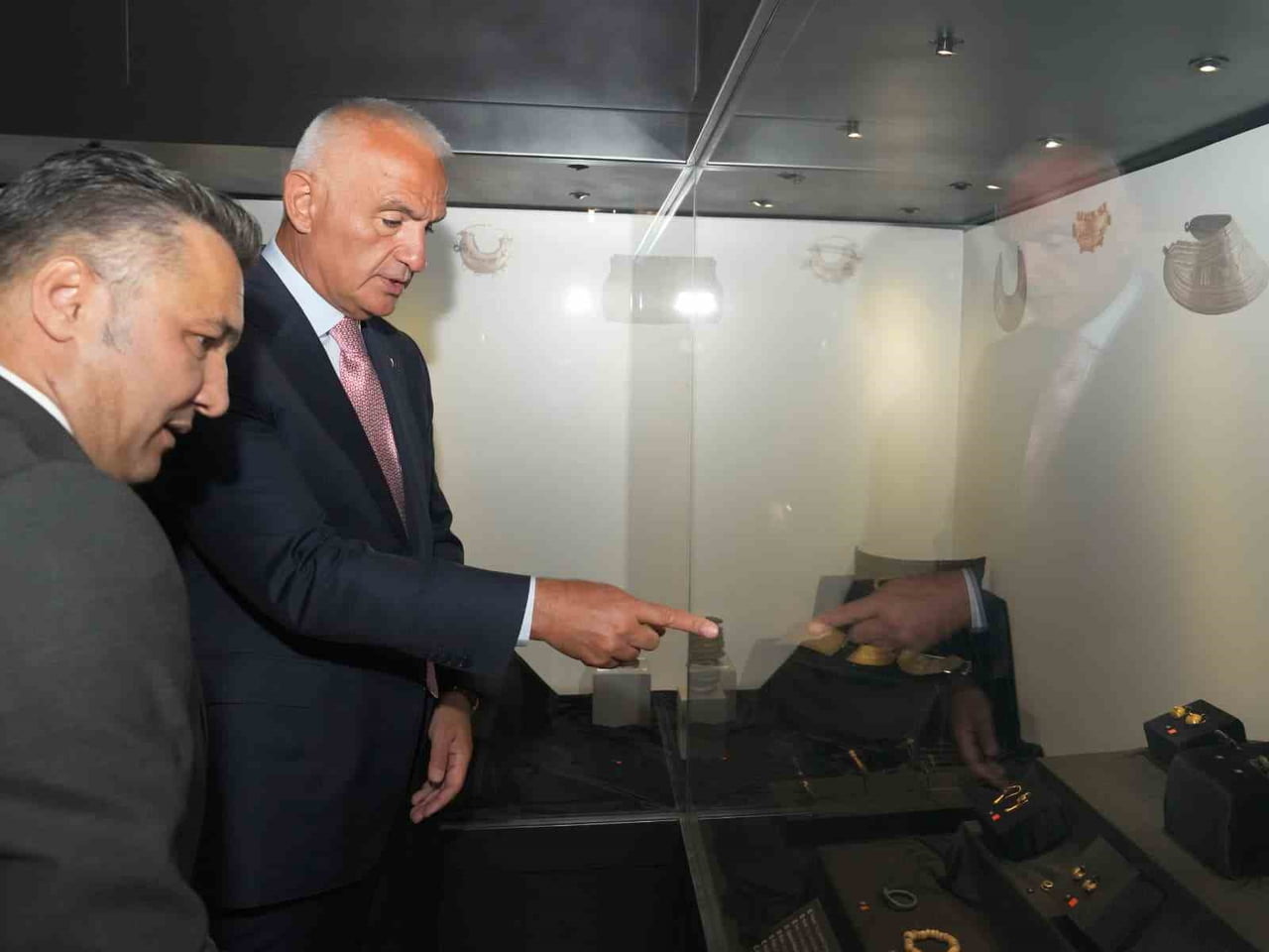 KÜLTÜR VE TURİZM BAKANI MEHMET NURİ ERSOY, ICOM TARAFINDAN 2026 YILI ULUSLARARASI MÜZELER GÜNÜ...