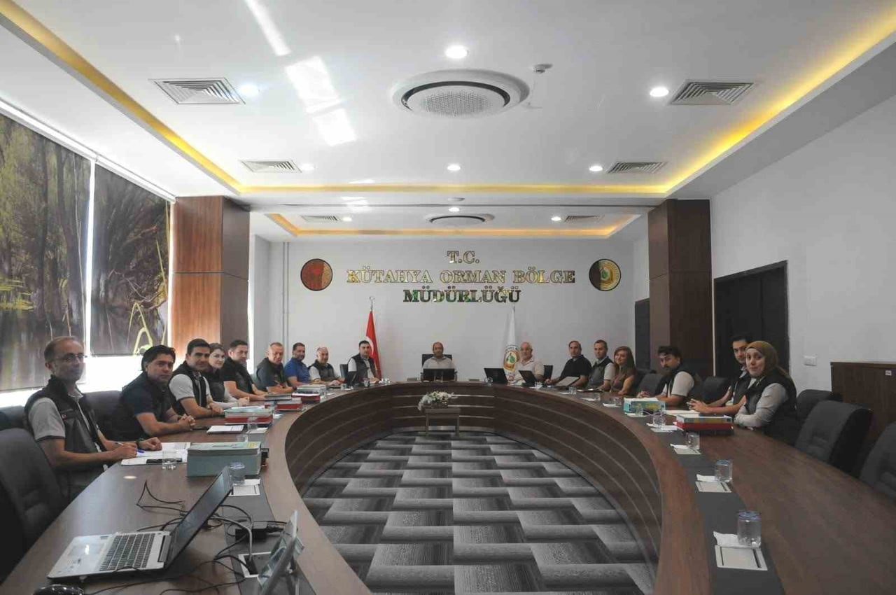 KÜTAHYA ORMAN BÖLGE MÜDÜRLÜĞÜNDE 2027 YILI BÜTÇE HAZIRLIKLARI DEĞERLENDİRİLDİ