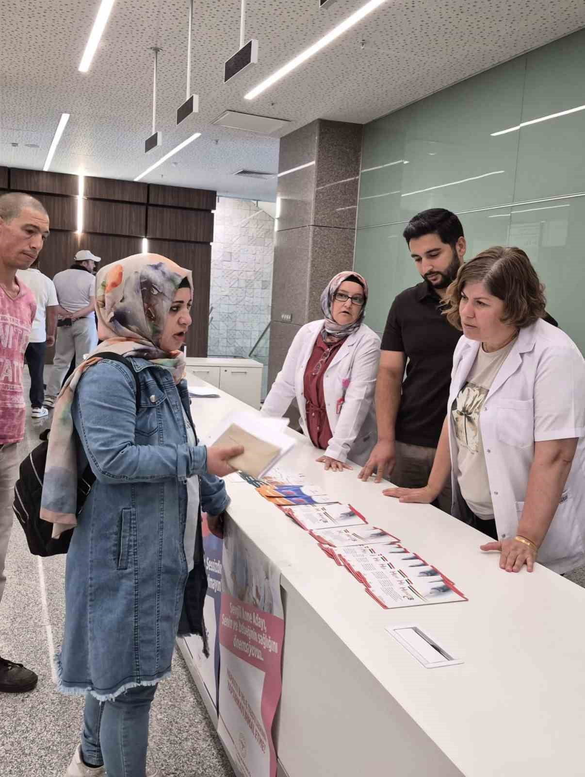KÜTAHYA ŞEHİR HASTANESİ’NDE HEPATİTE KARŞI FARKINDALIK ÇALIŞMASI