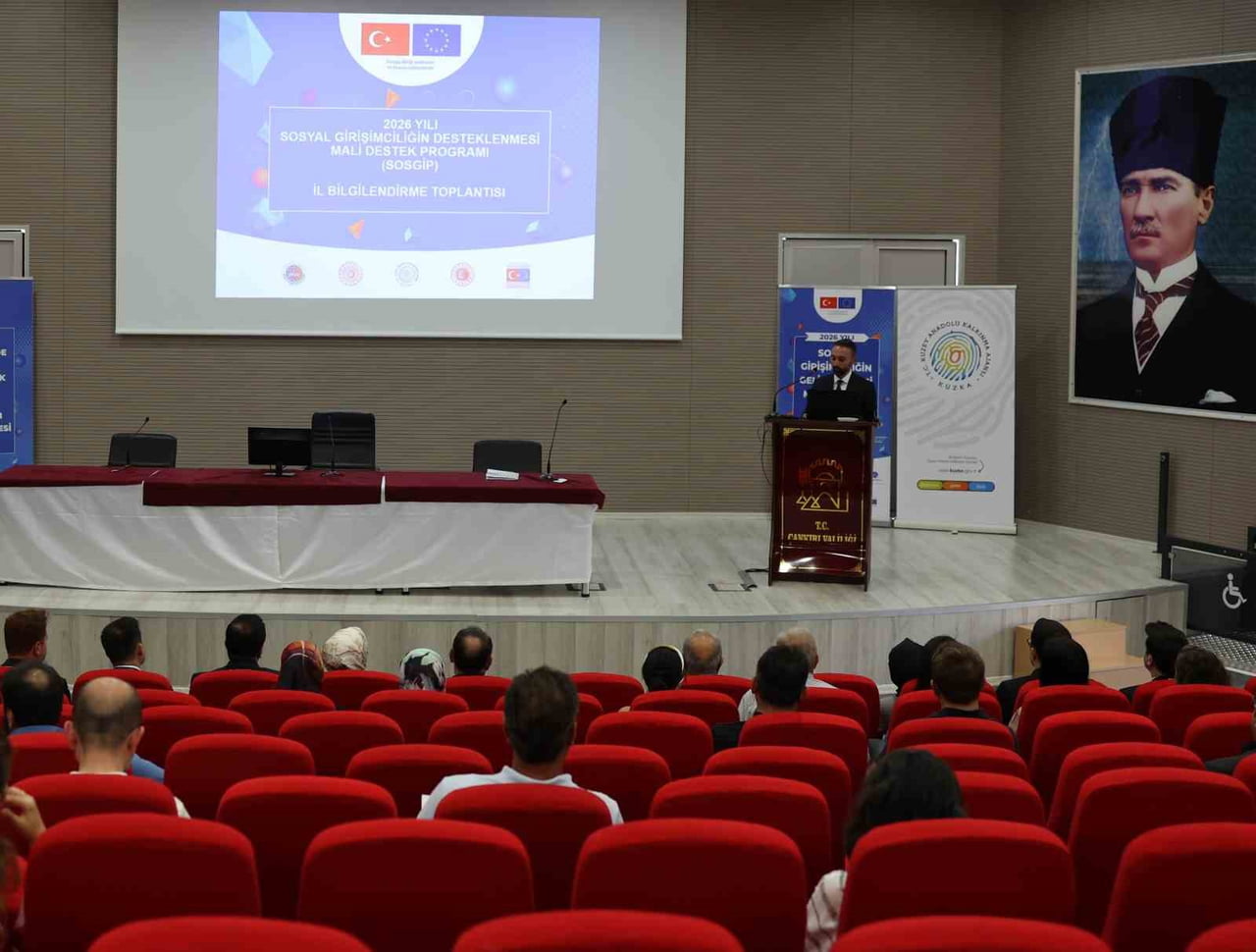 KUZEY ANADOLU KALKINMA AJANSI GENEL SEKRETERİ MEHMET AKİF ERASLAN, TOPLANTIDA KONUŞTU. .