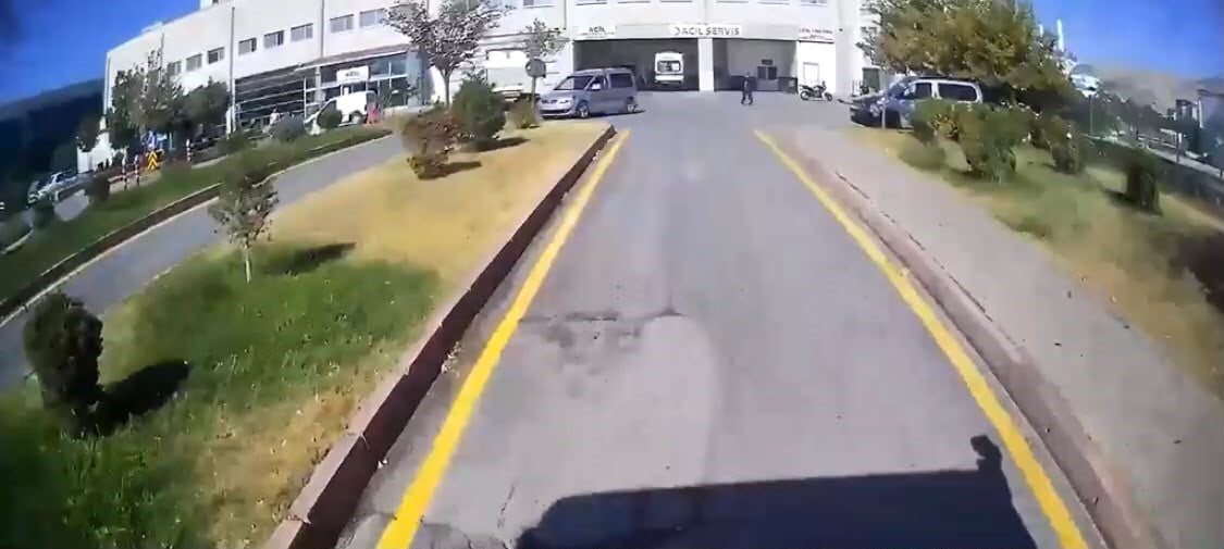 MALATYA'DA FENALAŞAN YOLCUYU OTOBÜS ŞOFÖRÜ HASTANEYE YETİŞTİRDİ