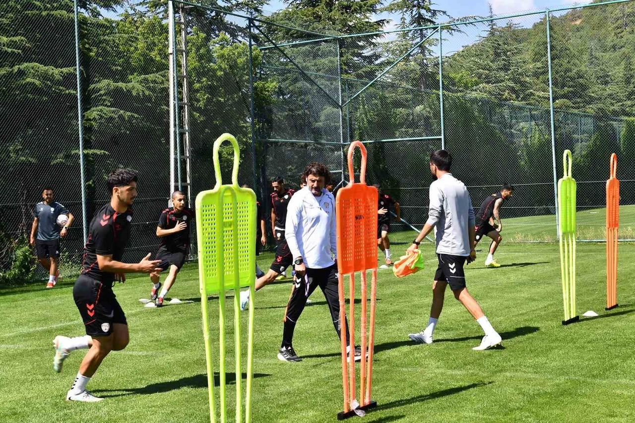 MALATYA YEŞİLYURT SPOR 6 EYLÜL'E HAZIRLANIYOR