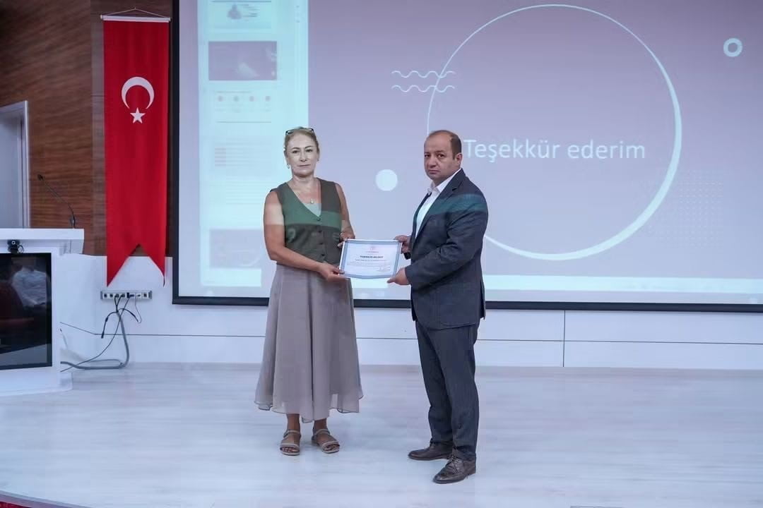 MANİSA’DA BAĞIMLILIKLA MÜCADELE KAPSAMINDA GERÇEKLEŞTİRİLEN VAKA DEĞERLENDİRME TOPLANTISINDA...