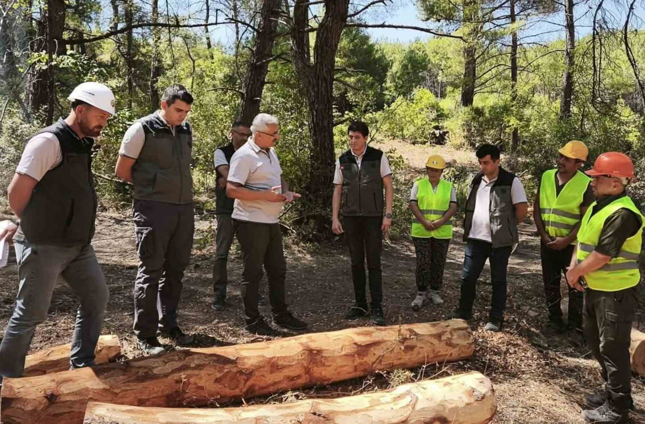 MANİSA’DA ORMAN YANGINLARININ ÖNLENMESİNE YÖNELİK ÇALIŞMALAR SÜRERKEN, İZMİR ORMAN BÖLGE MÜDÜRÜ...