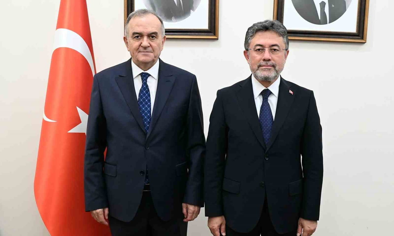 MANİSA MİLLETVEKİLİ VE MHP GRUP BAŞKANVEKİLİ ERKAN AKÇAY(SOLDA) , TARIM VE ORMAN BAKANI İBRAHİM...