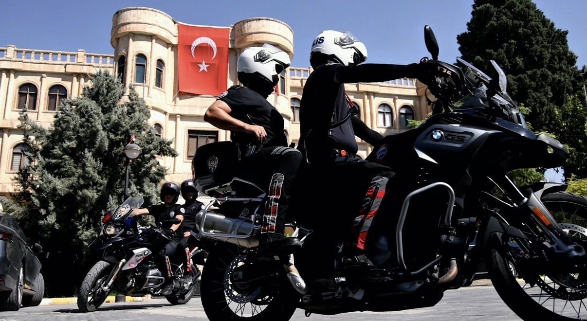 MARDİN İL EMNİYET MÜDÜRLÜĞÜ, NUSAYBİN İLÇESİNDE MOTOSİKLETLİ POLİS TİMLERİ GÖREV YAPMAYA...