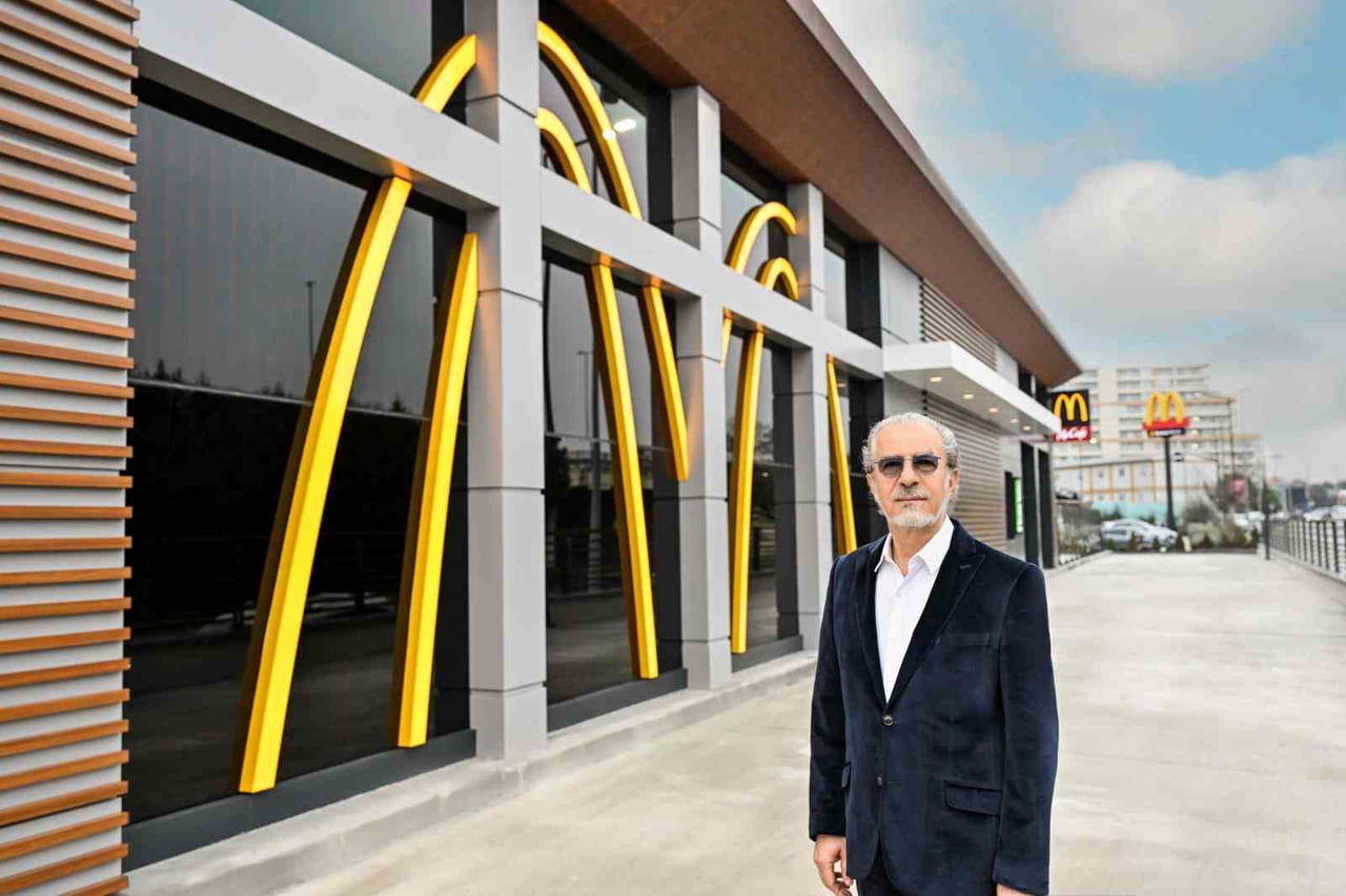 MCDONALD'S TÜRKİYE CEO'SU MWAFFAK KANJEE