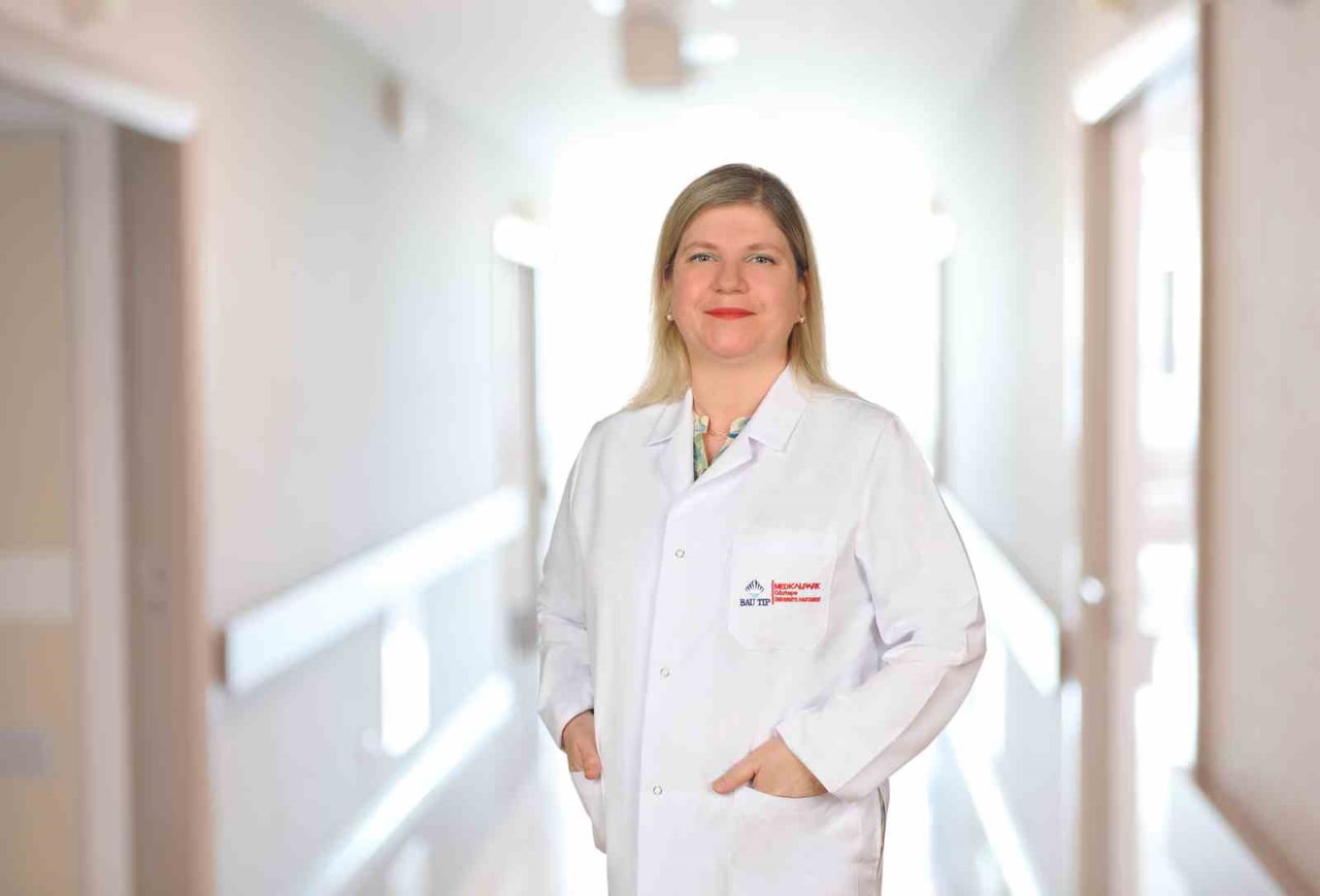 MEDİCAL PARK GÖZTEPE HASTANESİ ENDOKRİNOLOJİ VE METABOLİZMA HASTALIKLARI UZMANI PROF. DR. SERAP...