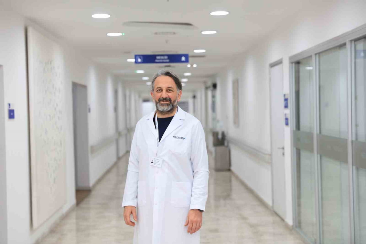 MEDİCANA SAĞLIK GRUBU KALP VE DAMAR CERRAHİSİ UZMANI OP. DR. AHMET NİHAT BAYSAL