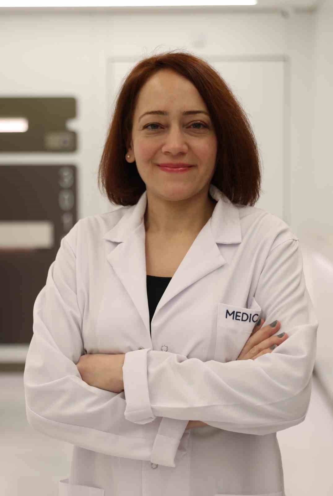 MEDİCANA SAĞLIK GRUBU KULAK BURUN BOĞAZ BÖLÜMÜ’NDEN DOÇ. DR. EDA TUNA YALÇINOZAN.