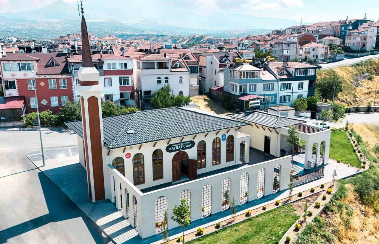 MELİKGAZİ BELEDİYESİ’NİN BİRÇOK HAYIRSEVERLE SELÇUKLU MAHALLESİ'NDE YAPIMINI TAMAMLADIĞI MİMARİSİ...