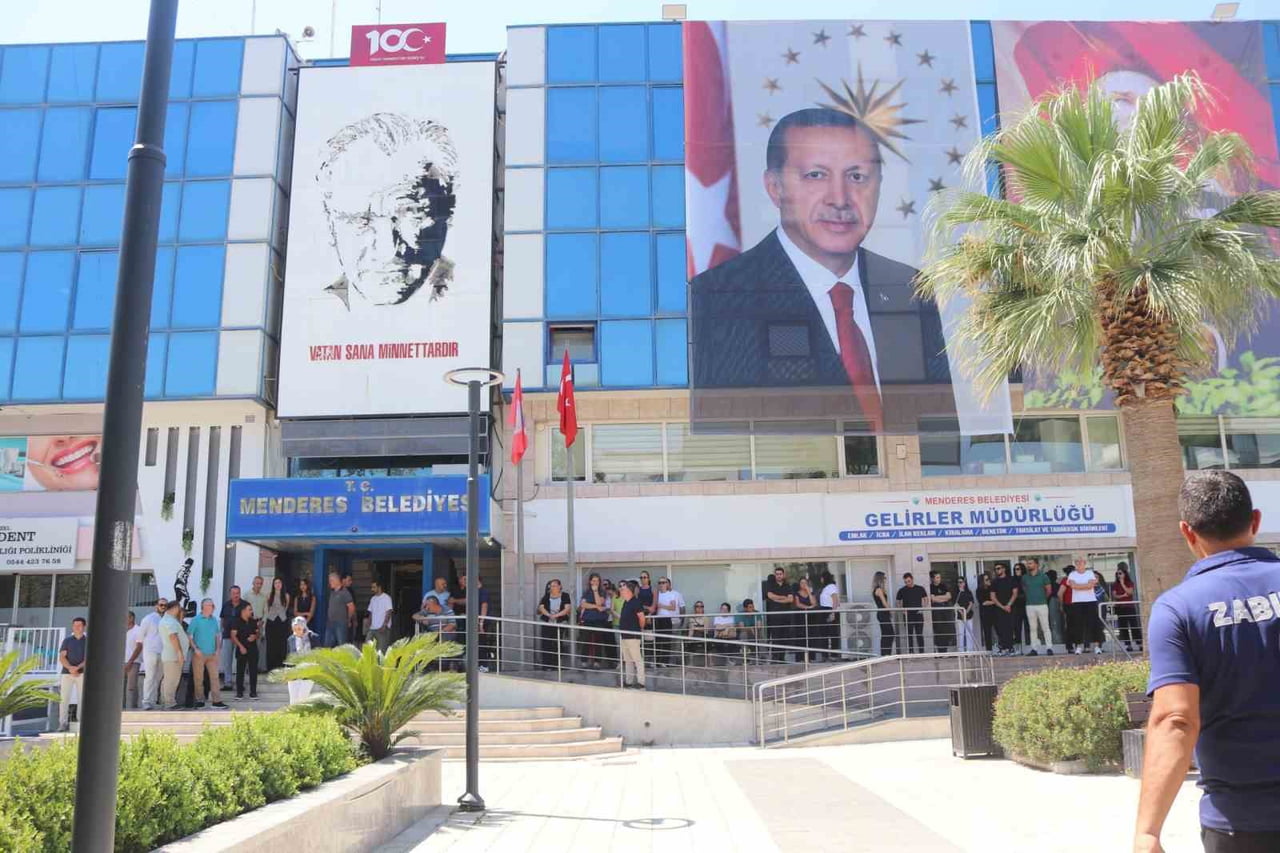MENDERES BELEDİYE BAŞKANVEKİLİ SEÇİMİNİN ARDINDAN İLÇE SİYASETİNDE BAŞLAYAN İSTİFA DALGASI...
