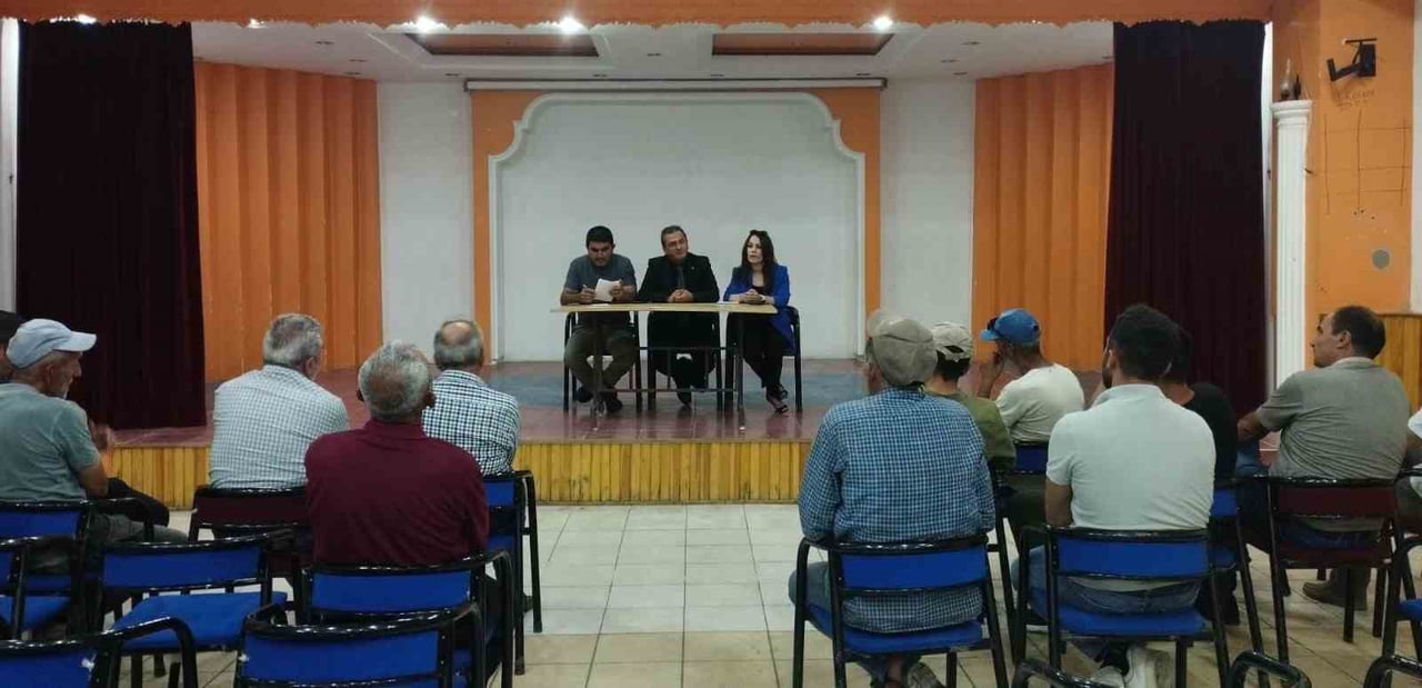 MERCAN'DA PATATES ÜRETİCİLERİYLE TOPLANTI YAPILDI