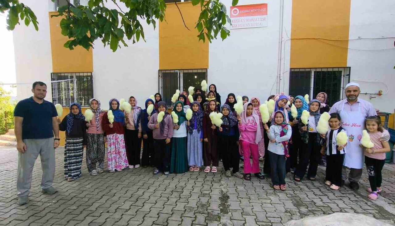 MERSİN'İN ERDEMLİ İLÇESİNDE İLÇE MÜFTÜLÜĞÜ TARAFINDAN YAZ KUR'AN KURSU ÖĞRENCİLERİNE YÖNELİK...