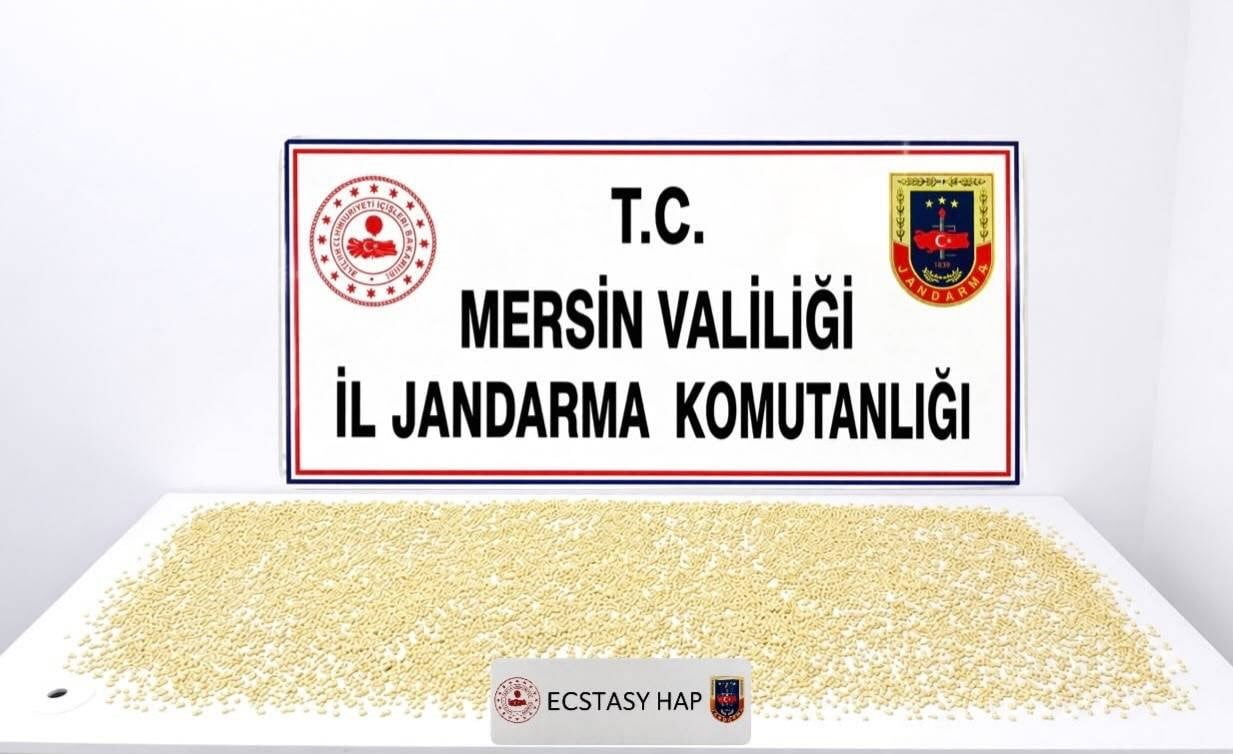 MERSİN’İN YENİŞEHİR İLÇESİNDE JANDARMA EKİPLERİNCE DÜZENLENEN UYUŞTURUCU OPERASYONUNDA 3 BİN 760...