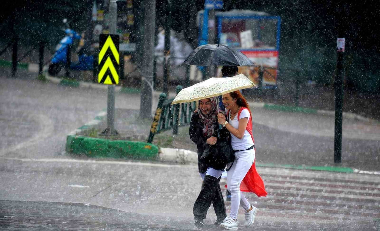 METEOROLOJİ 12. BÖLGE MÜDÜRLÜĞÜ, ERZURUM, ERZİNCAN, BAYBURT VE ARDAHAN ÇEVRELERİNDE YEREL KUVVETLİ...