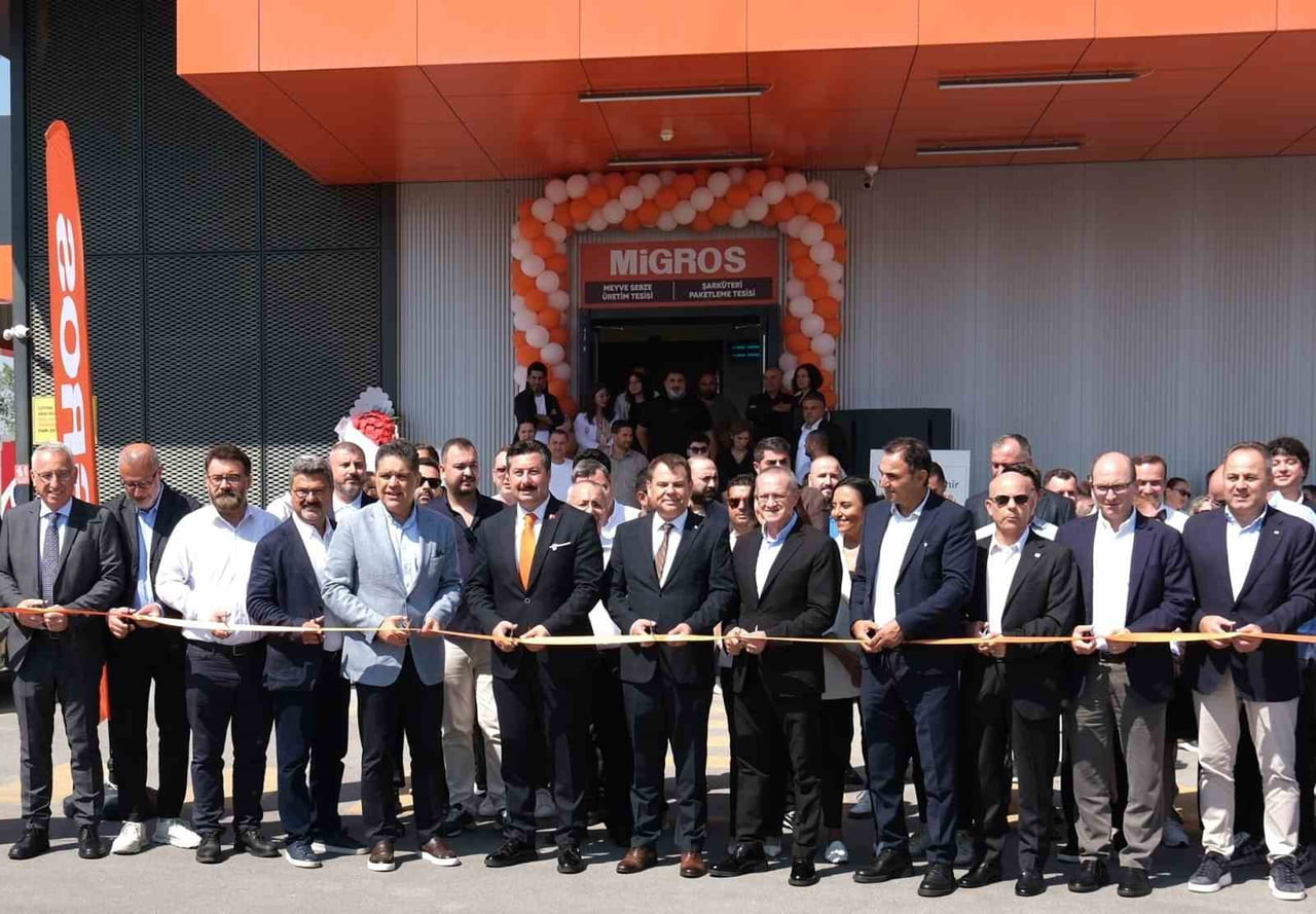 MİGROS, BURSA YENİŞEHİR'DE HAYATA GEÇİRDİĞİ MEYVE SEBZE, ŞARKÜTERİ, PAKETLEME VE DAĞITIM...
