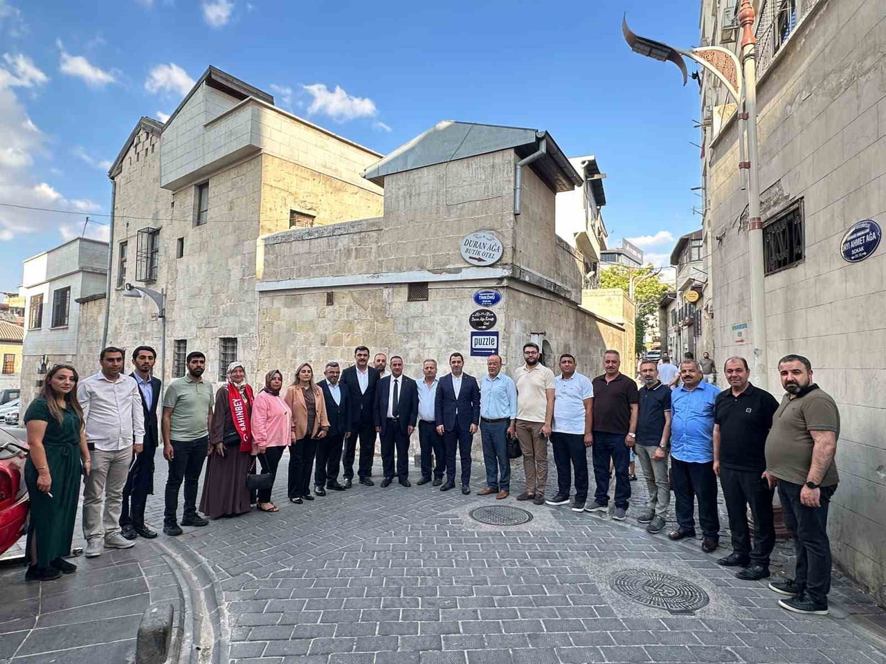MİLLETVEKİLİ BOZGEYİK, STK, ESNAF VE MUHTARLARI ZİYARET EDEREK GAZİANTEP'İN NABZI TUTTU