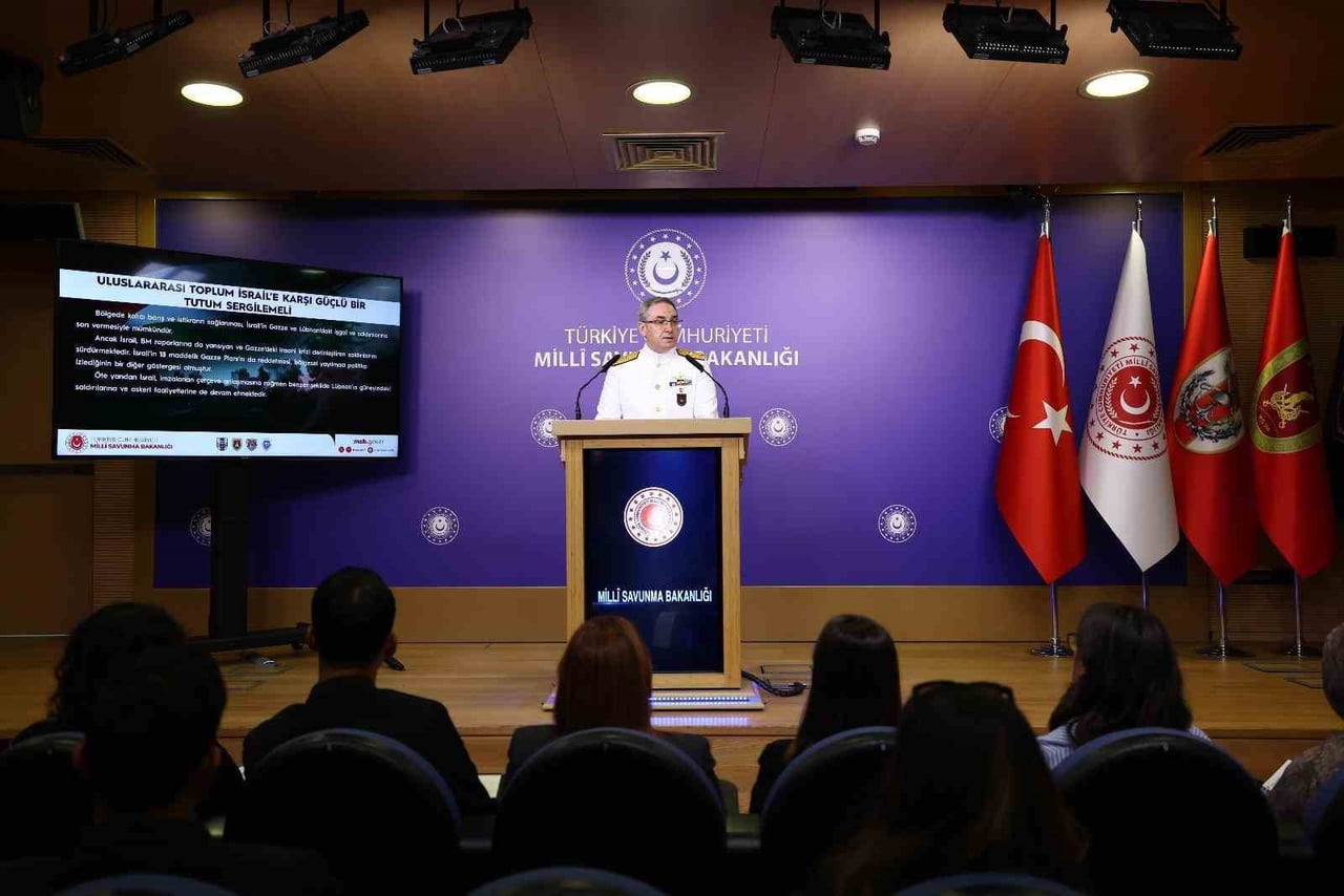MİLLİ SAVUNMA BAKANLIĞI BASIN VE HALKLA İLİŞKİLER MÜŞAVİRİ TUĞAMİRAL ZEKİ AKTÜRK, "MEKKE ORTAK...