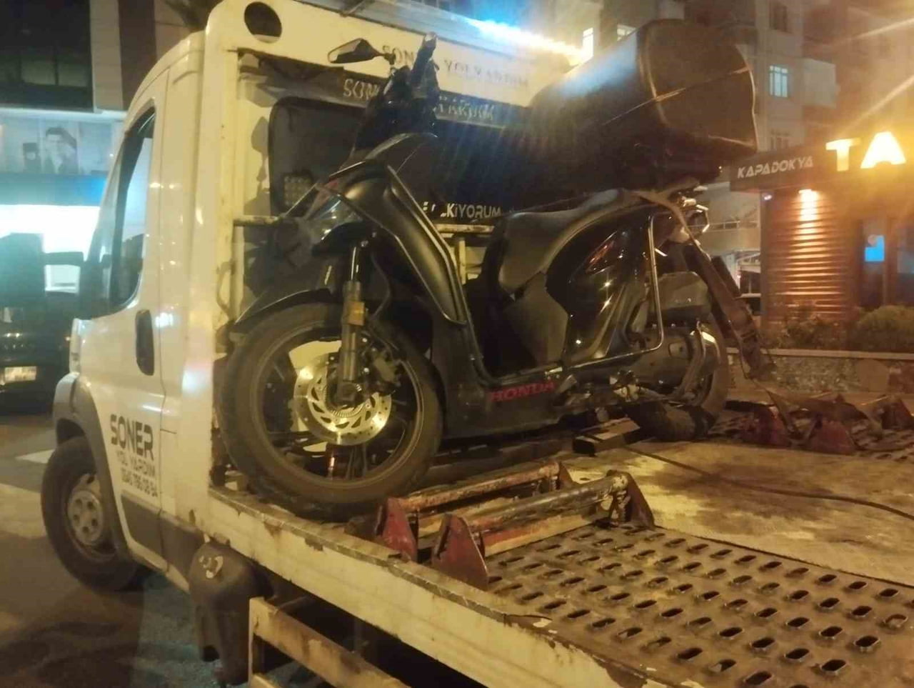 MOTOSİKLET KAZA MAHALLİNDEN KALDIRILDI