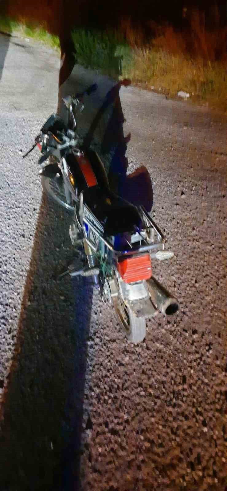MOTOSİKLET VE SÜRÜCÜSÜ HAKKINDA ÇEŞİTLİ TRAFİK İHLALLERİ NEDENİYLE TOPLAM 305 BİN 965 TL İDARİ...
