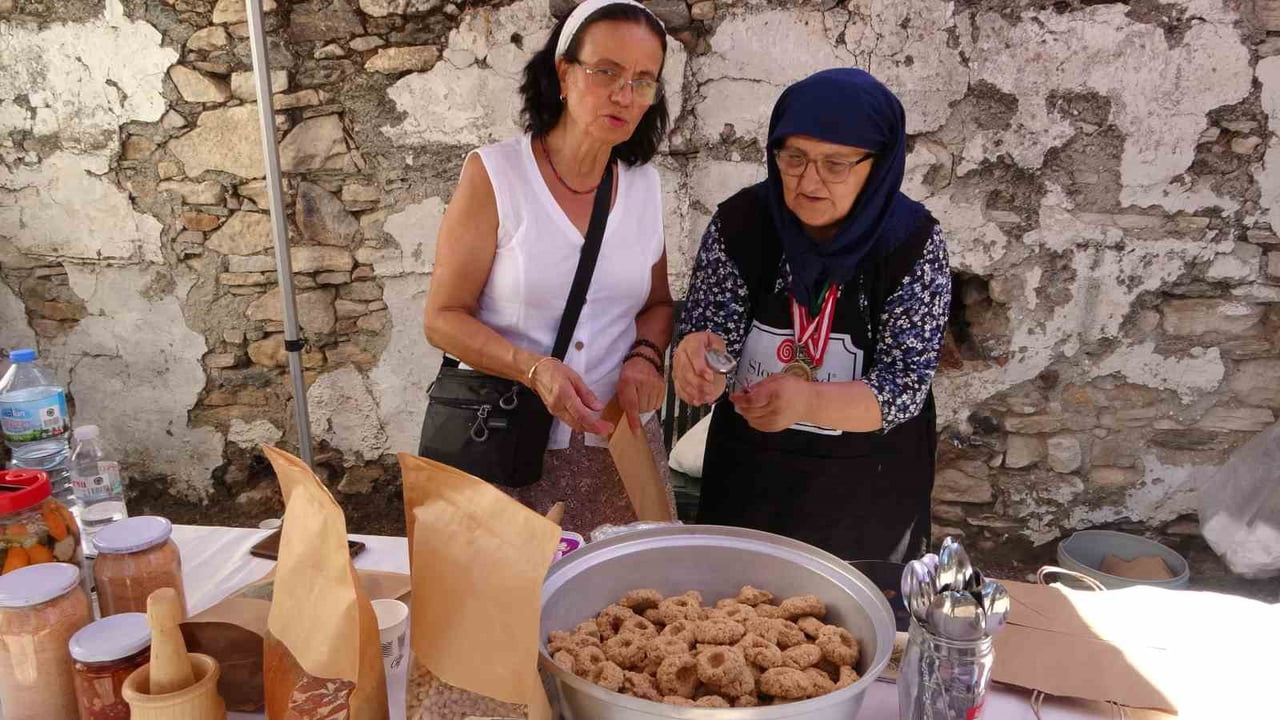 MUĞLA LEZZET FESTİVALİ KAPSAMINDA İÇİNDE HALA YAŞAMIN SÜRDÜĞÜ TÜRKİYE’DEKİ ENDER ANTİK KENTLERDEN...