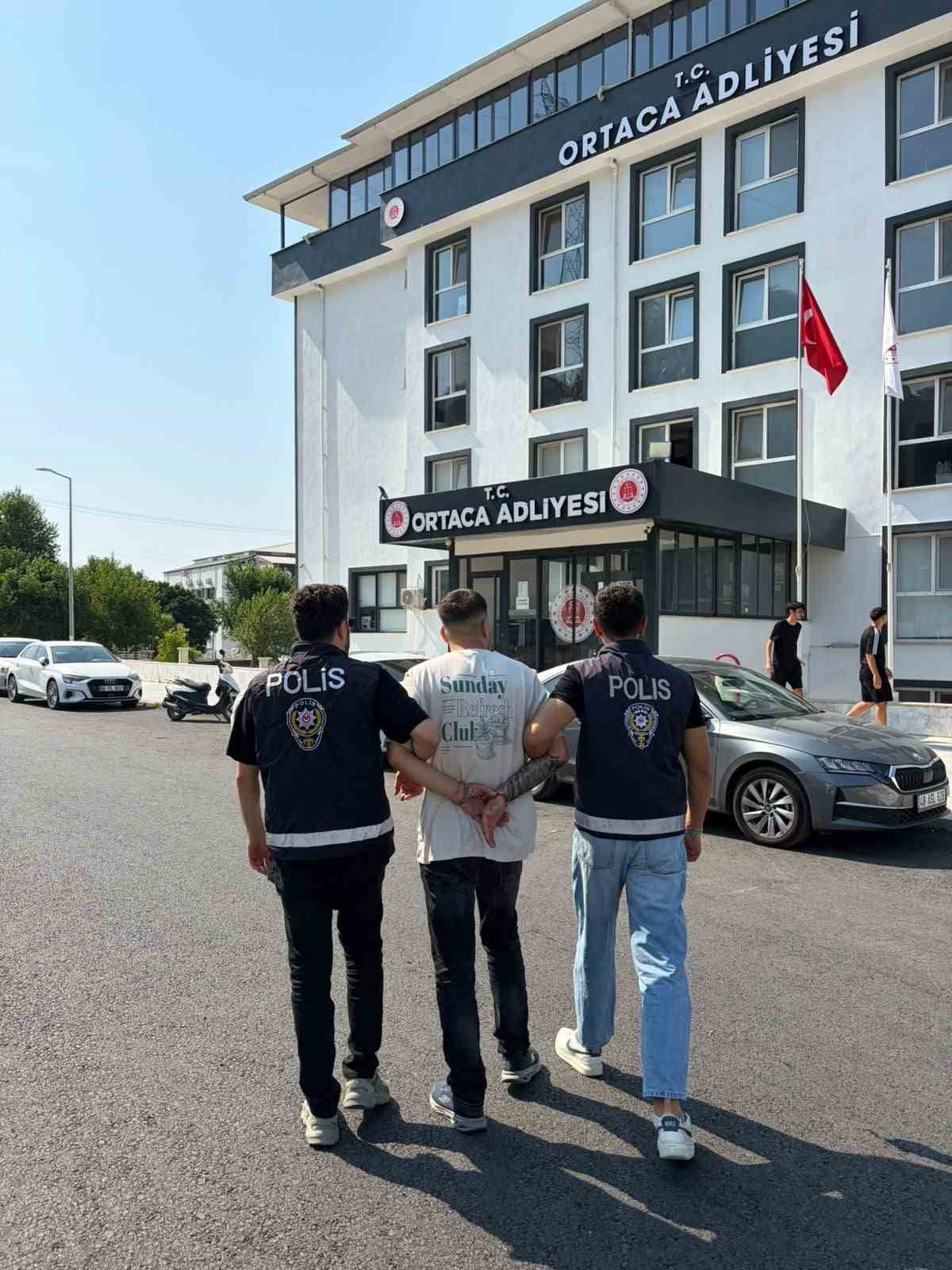 MUĞLA’NIN DALAMAN İLÇESİNDE, HAKKINDA ÇEŞİTLİ SUÇLARDAN KESİNLEŞMİŞ 22 YIL 2 AY HAPİS CEZASI...