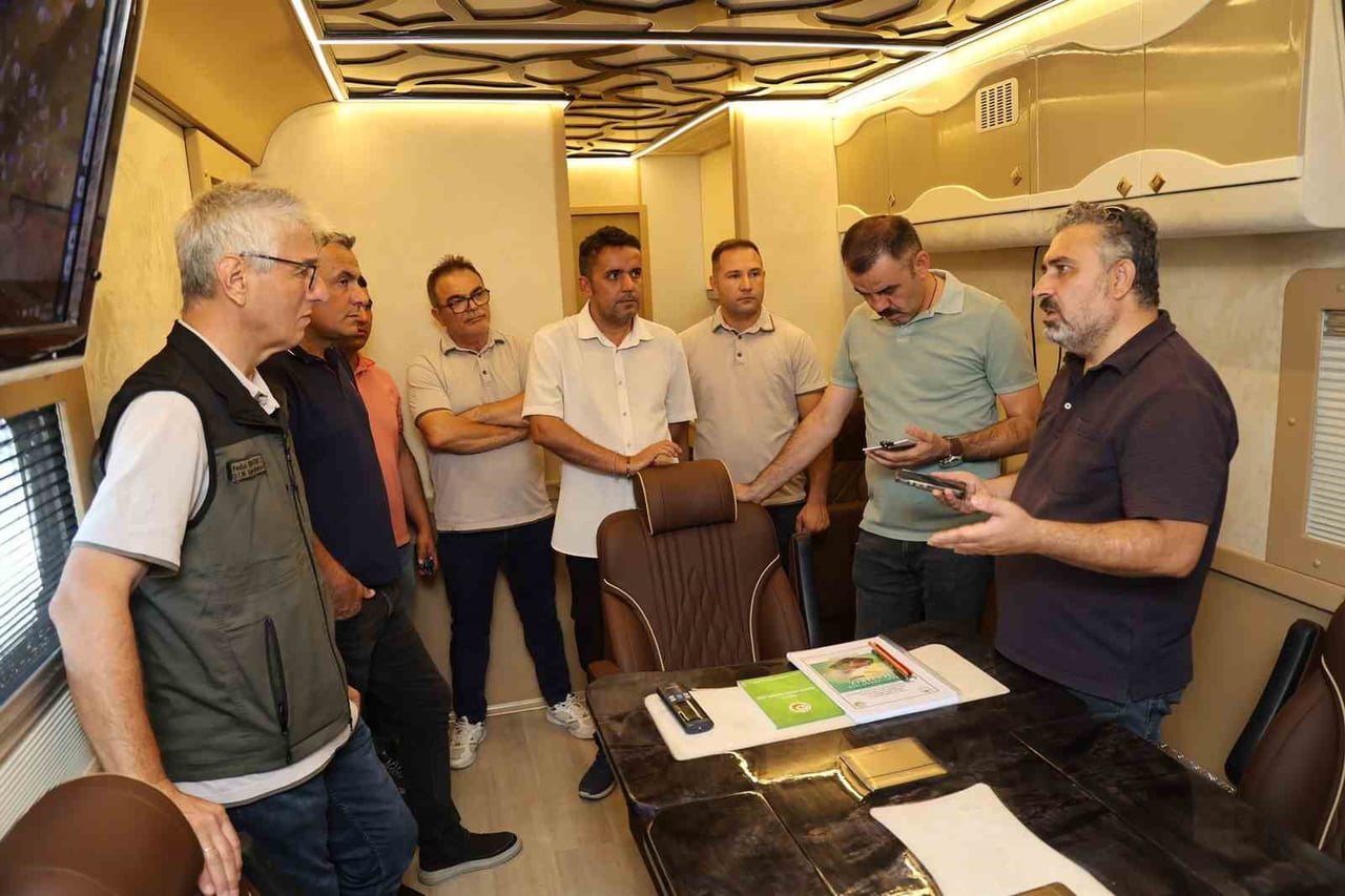 MUĞLA ORMAN BÖLGE MÜDÜRLÜĞÜNDE DÜZENLENEN TOPLANTIYA, MUĞLA ORMAN BÖLGE MÜDÜRÜ MUSTAFA ÜLKÜDÜR...