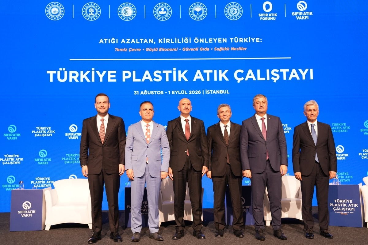 MUĞLA VALİSİ AKBIYIK, TÜRKİYE PLASTİK ATIK ÇALIŞTAYI’NDA "MUĞLA MODELİ"Nİ ANLATTI