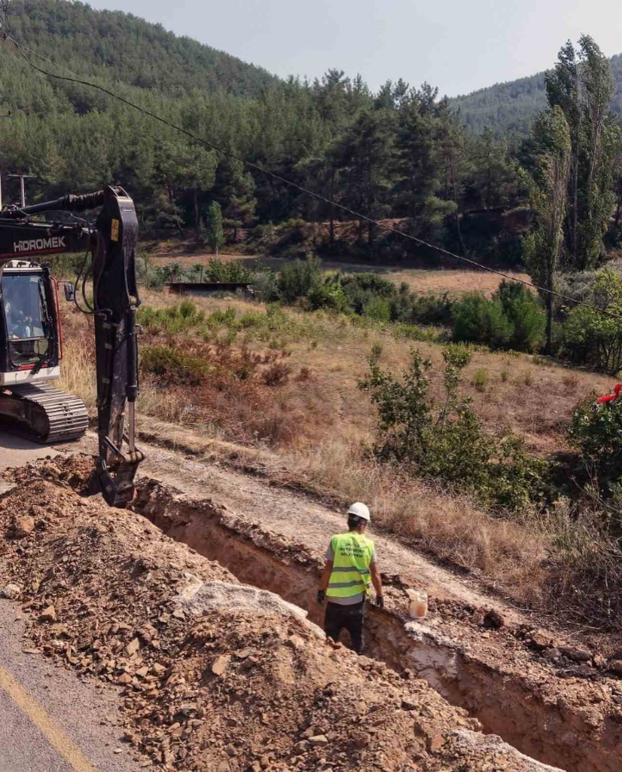 MUSKİ, YATAĞAN’DA BİN METRELİK TERFİ HATTINI YENİLİYOR