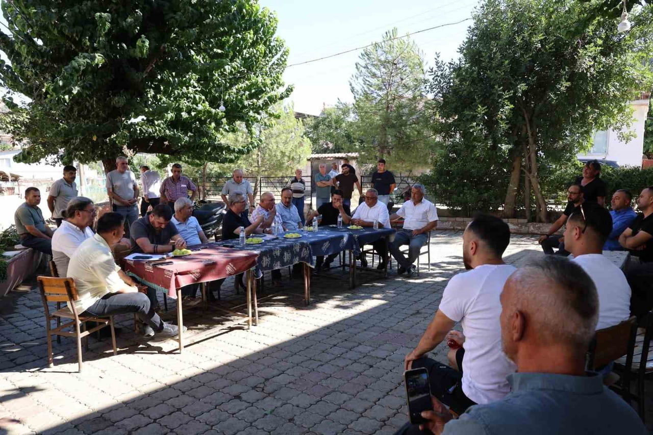 NAZİLLİ BELEDİYE BAŞKANI DR. ERTUĞRUL TETİK, VATANDAŞ ODAKLI BELEDİYECİLİK ANLAYIŞI DOĞRULTUSUNDA...