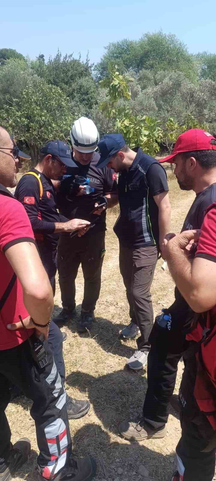 NAZİLLİ BELEDİYESİ AFET VE ACİL DURUM BİRİMİ (NAFAD), AFAD'IN KOORDİNASYONUNDA YÜRÜTÜLEN ARAMA...