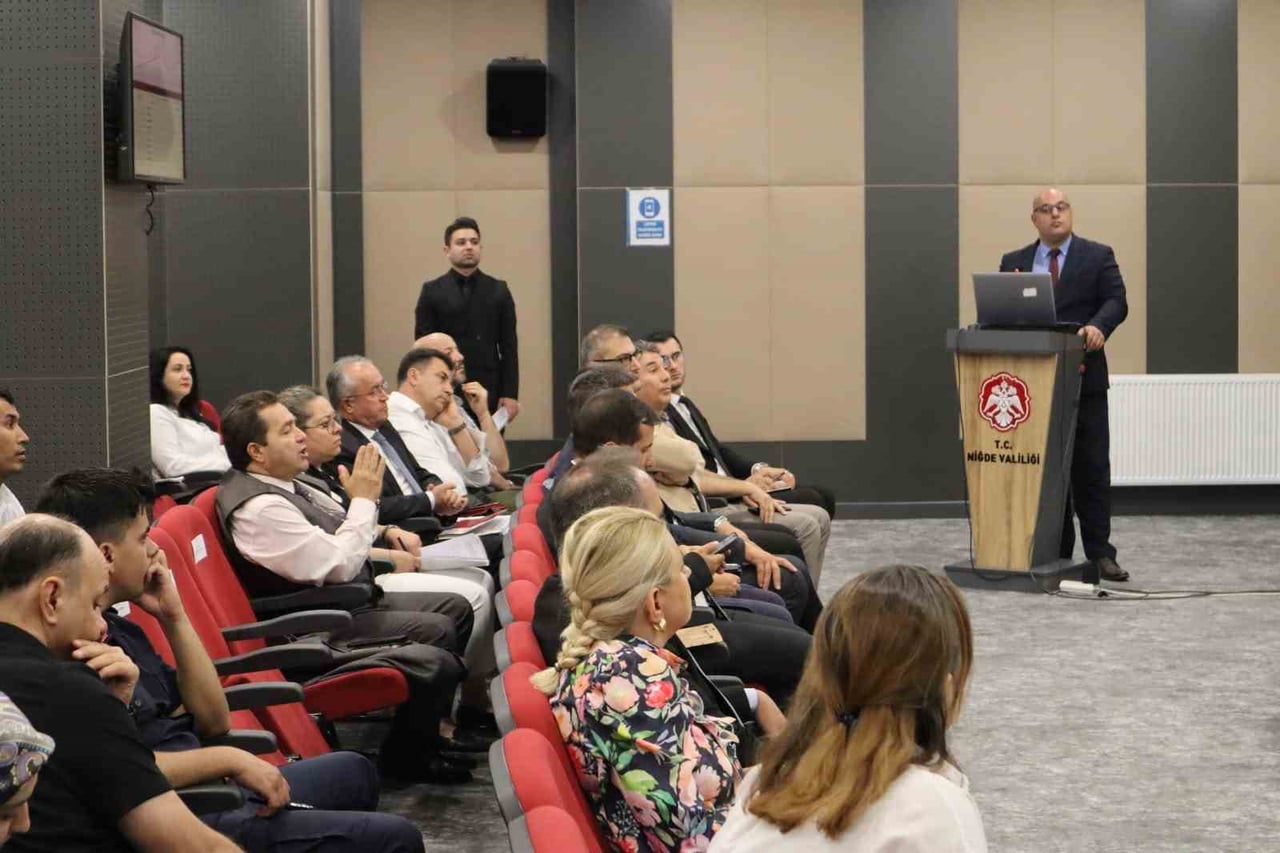 NİĞDE’DE İL GÖÇ KOORDİNASYON KURULU TOPLANTISI YAPILDI