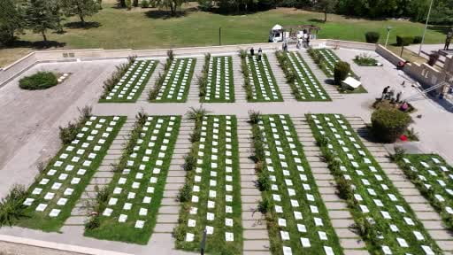 Öğrenciler 510 şehit mezarının taşını okul atölyesinde yapıp mezarları yenilediler