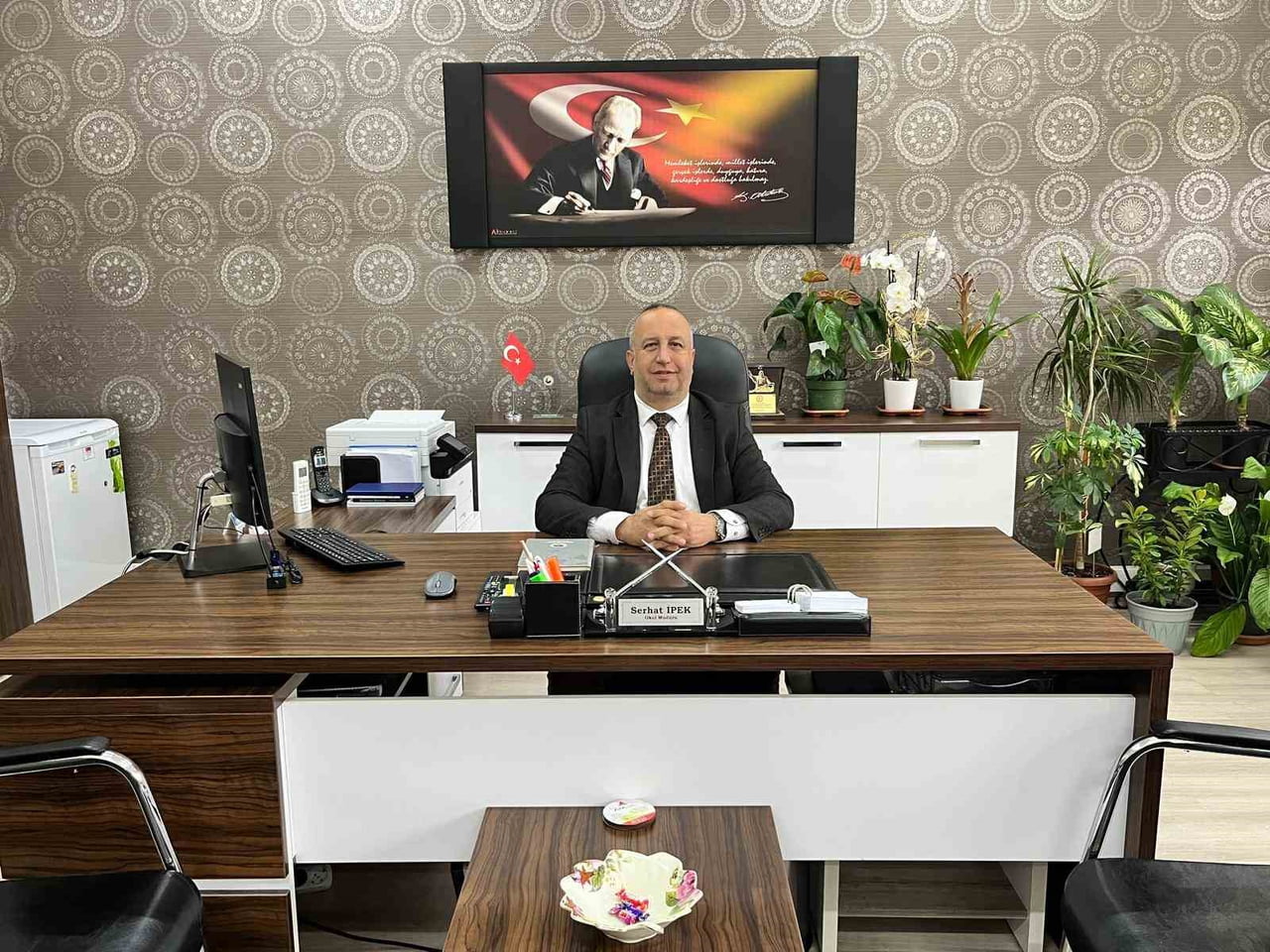 OKUL MÜDÜRÜ SERHAT İPEK, İŞLETMELERİN ÇIRAK ÖĞRENCİ TALEPLERİNİ ARTIK ÇEVRİM İÇİ ORTAMDA HIZLI VE...