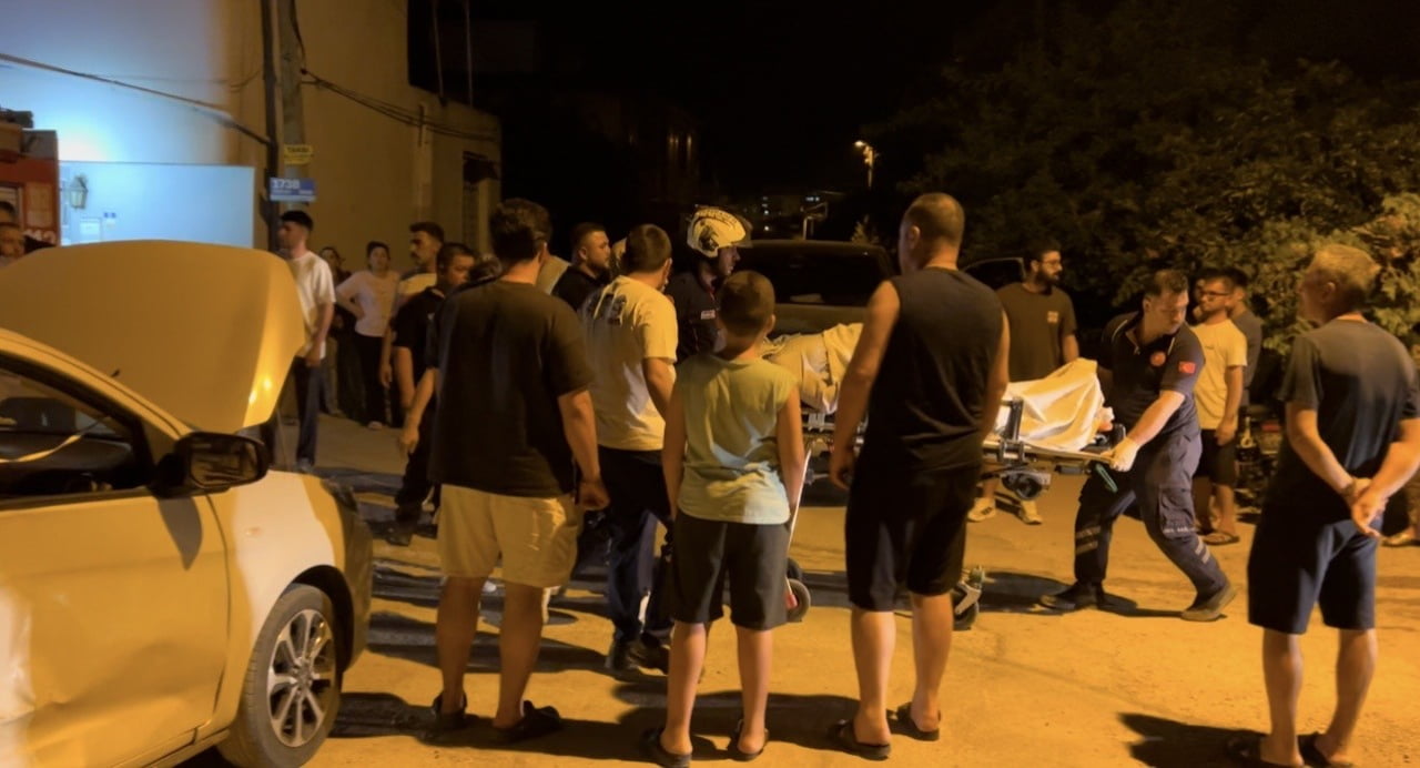 OSMANİYE’DE PİKAP İLE OTOMOBİL ÇARPIŞTI: 3 YARALI