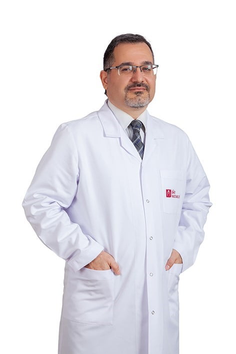 ÖZEL ÜMİT HASTANESİ ENFEKSİYON VE MİKROBİYOLOJİ UZMANI DR. MEHMET ULUĞ