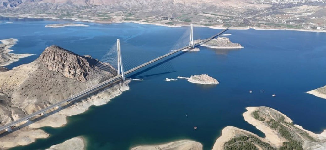 PROJE ÇALIŞMALARI DEVAM EDEN PERTEK KÖPRÜSÜ