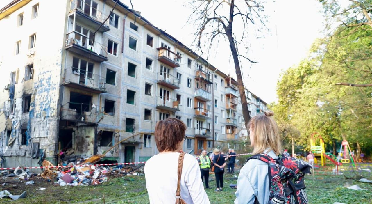 RUS ORDUSUNUN UKRAYNA'NIN BAŞKENTİ KİEV'E GERÇEKLEŞTİRDİĞİ SALDIRIDA 9 KİŞİ HAYATINI KAYBETTİ, 4'Ü...