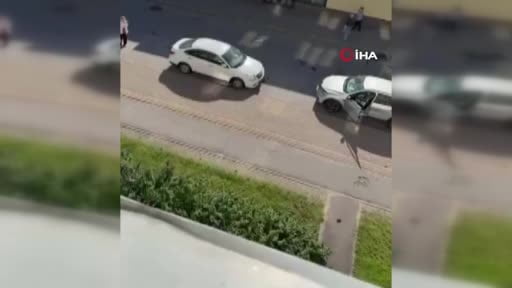 Rusya'nın St. Petersburg kentinde meydana gelen patlamada 1 asker hayatını kaybetti, 1 kişi...